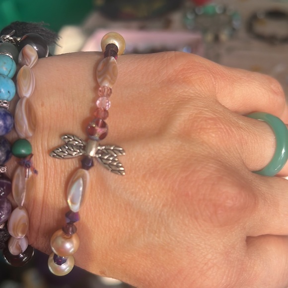 Beautiful dragonfly bracelet with seashell for good luck made by me - Picture 3 of 5